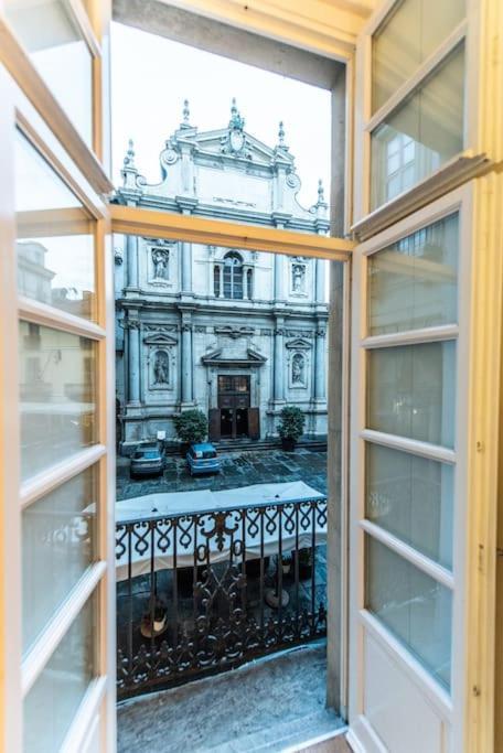 Grand Palace Apartment -Centro Storico Turyn Zewnętrze zdjęcie