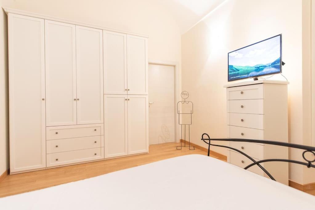 Grand Palace Apartment -Centro Storico Turyn Zewnętrze zdjęcie