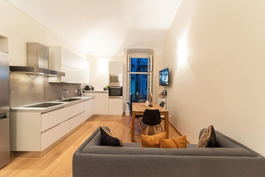 Grand Palace Apartment -Centro Storico Turyn Zewnętrze zdjęcie